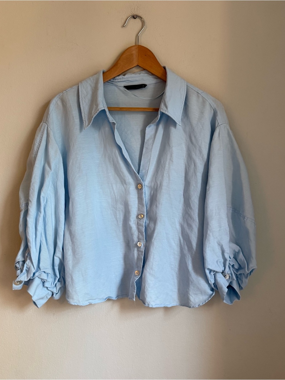 Zara Blouse Linen Blend Size XL Women’s Light Blue Balloon Sleeve Button Front